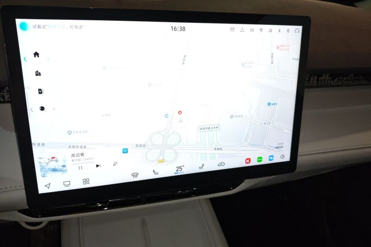 Changan UNI-Z PHEV 2024 #13 Changan UNI-Z PHEV 2024 car image #13