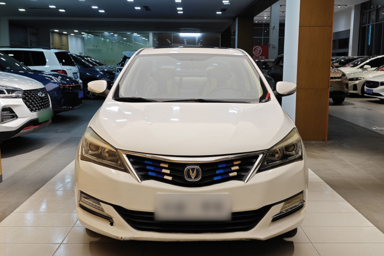 Changan Alsvin V7 2017 car image #13