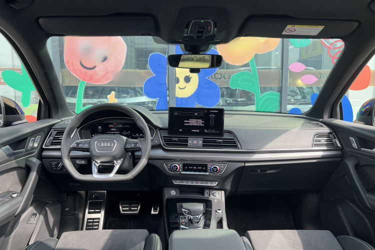 Audi Q5L Sportback 2024 car image #13