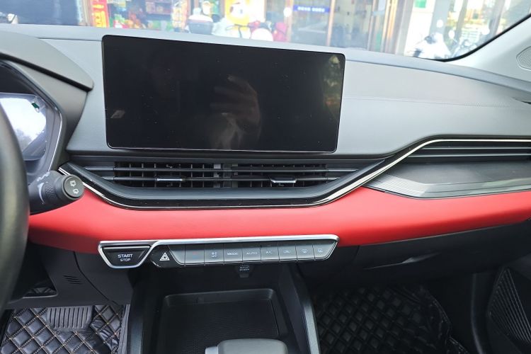 GEELY Emgrand S 2022 #13 GEELY Emgrand S 2022 car image #13