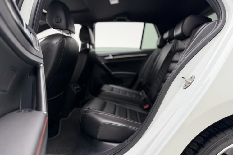 Volkswagen GolfGTI 2017 #13 Volkswagen GolfGTI 2017 car image #13