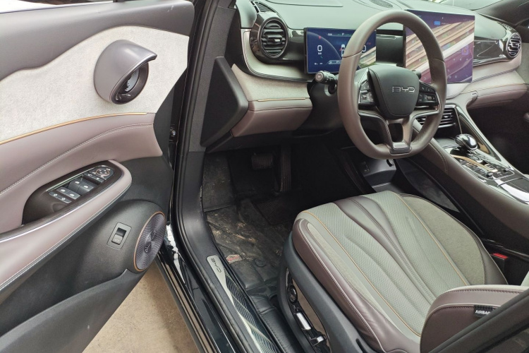 BYD Frigate 07 2023 car image #13