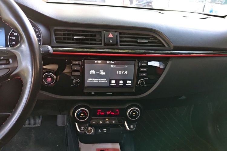 Kia Rio Cross 2018 صورة سيارة #13