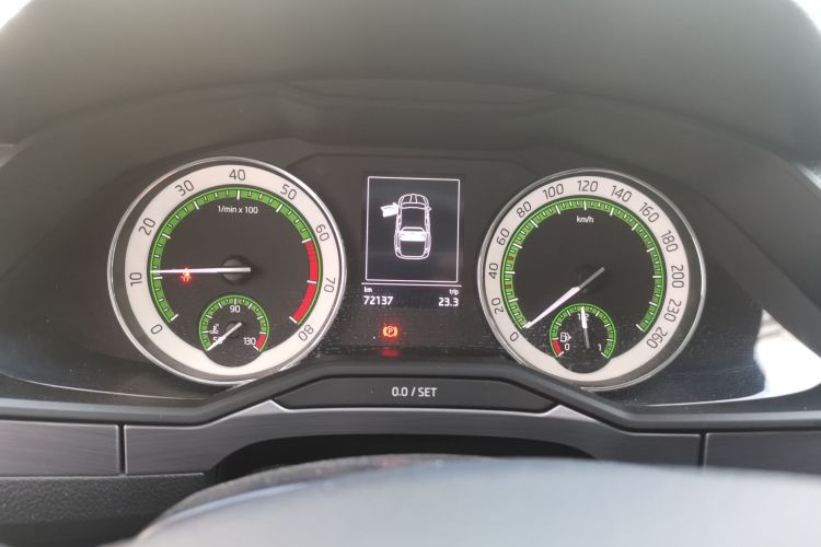 Skoda Superb 2018 #13 Skoda Superb 2018 car image #13