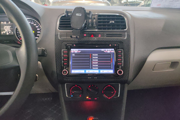 Polo 2014 immagine di auto #13