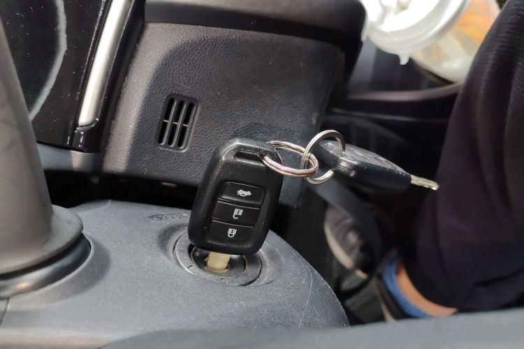 Honda Greiz 2018 صورة سيارة #13