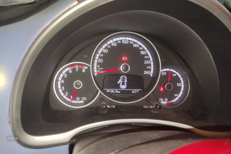 Volkswagen Beetle 2015 immagine di auto #13