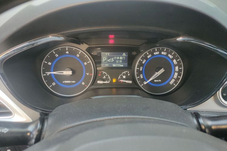 Changan Alsvin V7 2016 #13 Changan Alsvin V7 2016 car image #13