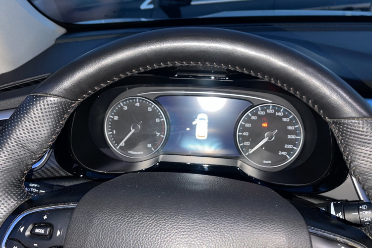 GAC Trumpchi GS7 2019 #13 GAC Trumpchi GS7 2019 car image #13