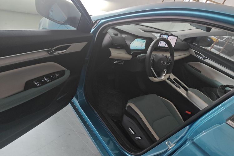 GEELY Emgrand L HiP 2023 car image #13