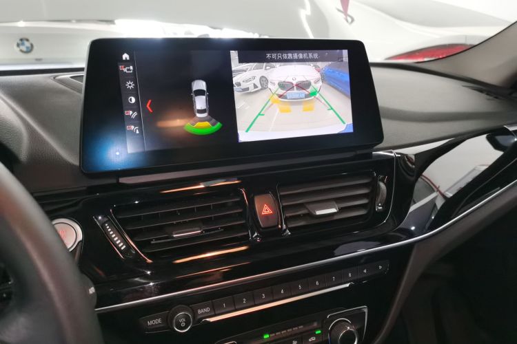 BMW 1 Series 2021 car image #13