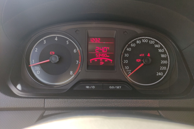 Jetta Jetta 2019 #13 Jetta Jetta 2019 car image #13