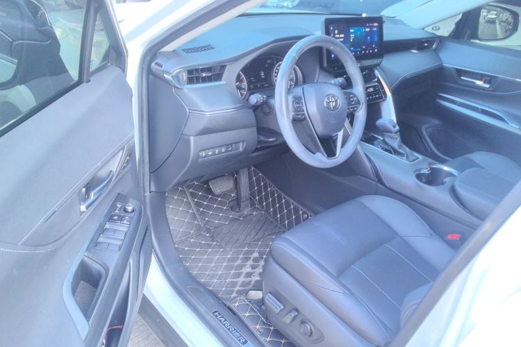 Toyota Harrier 2021 immagine di auto #13