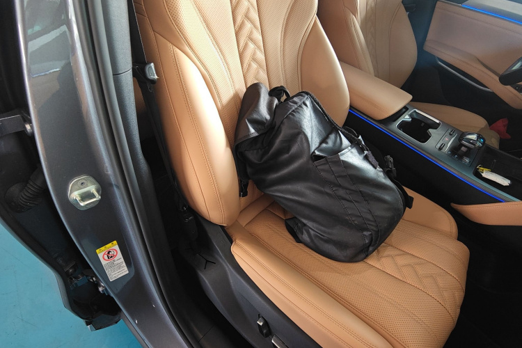 BYD SongL DM-i 2024 car image #13