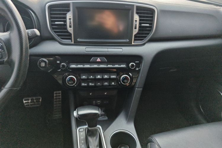 Kia KX5 2016 #13 Kia KX5 2016 car image #13