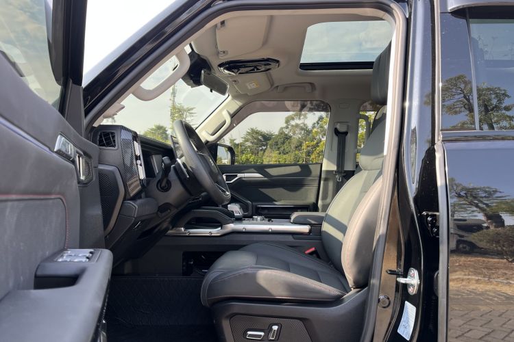 Jetour Traveller 2023 car image #13