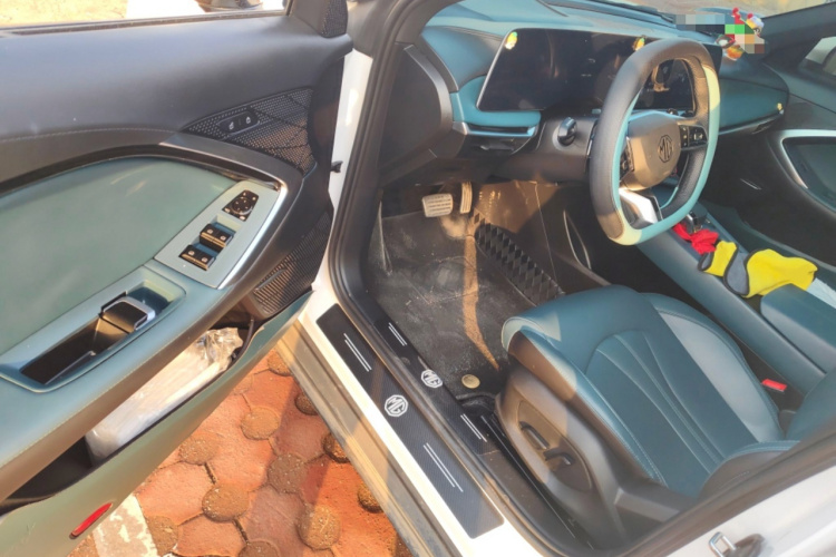 MG 7 2023 car image #13