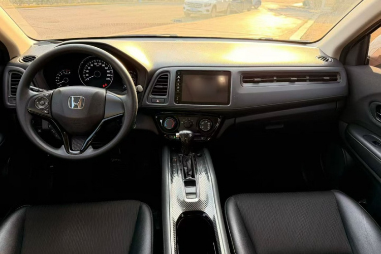 Honda VEZEL 2021 car image #13