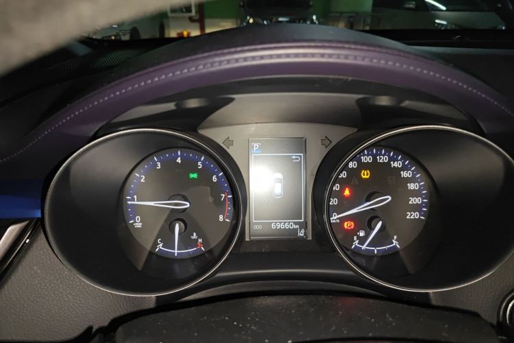 Toyota C-HR 2019 #13 Toyota C-HR 2019 car image #13