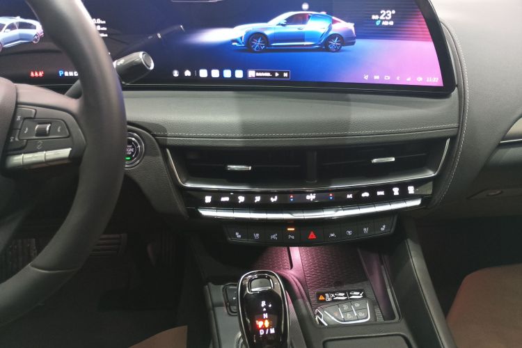 2024 immagine di auto #13