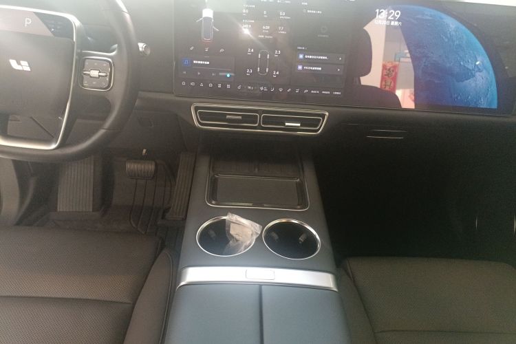 Li L9 2022 image de voiture #13