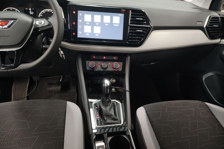 VS5 2025 car image #13