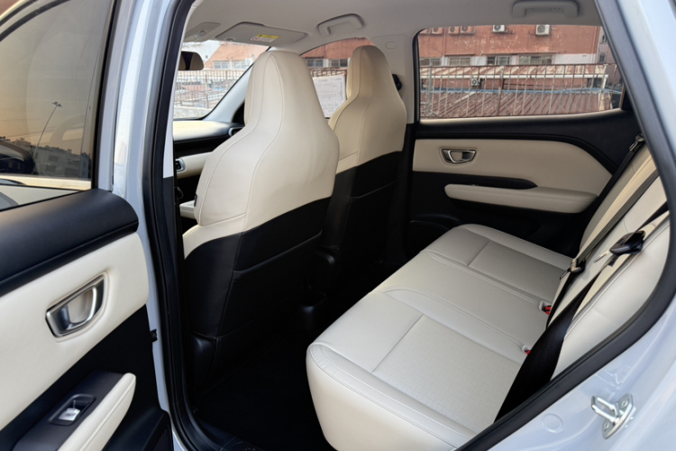 五菱汽车 五菱缤果PLUS 2025 汽车图片 #13