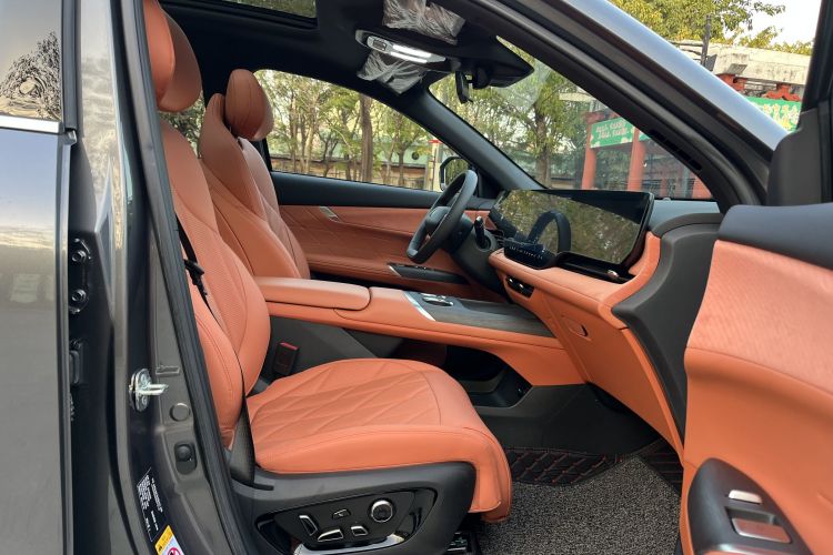 Changan CS75 Plus 2024 immagine di auto #13