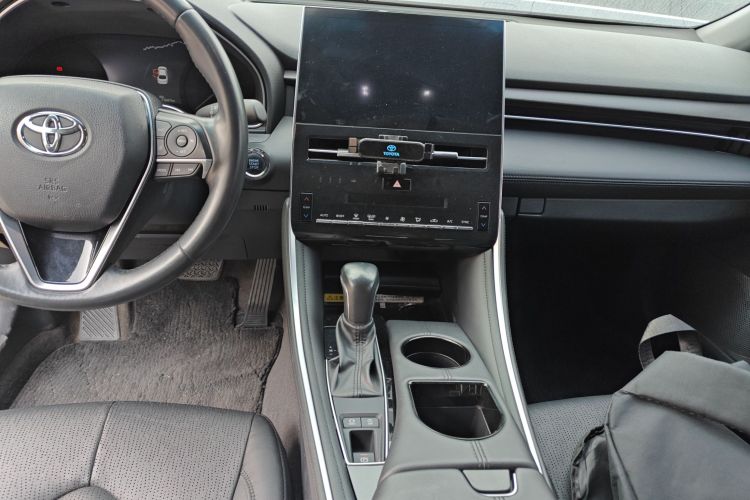 Toyota Avalon 2022 immagine di auto #13