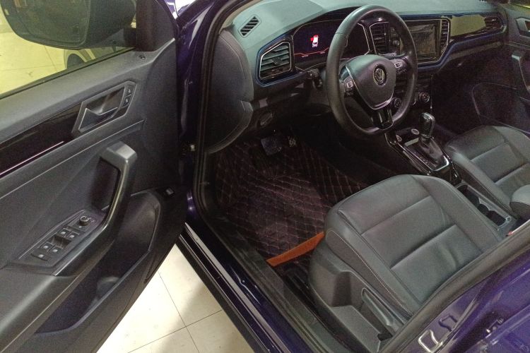 T-Roc 2020 #13 T-Roc 2020 car image #13