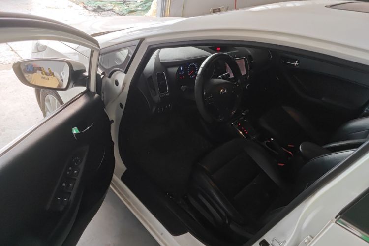 Kia K3 2017 #13 Kia K3 2017 car image #13