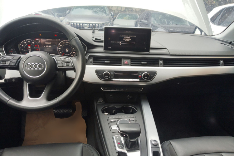 Audi A4L 2020 #13 Audi A4L 2020 car image #13