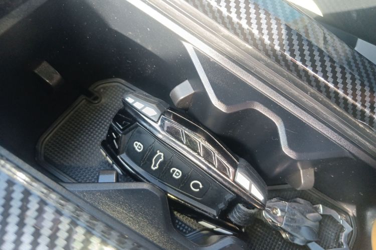 GEELY Boyue 2023 car image #13