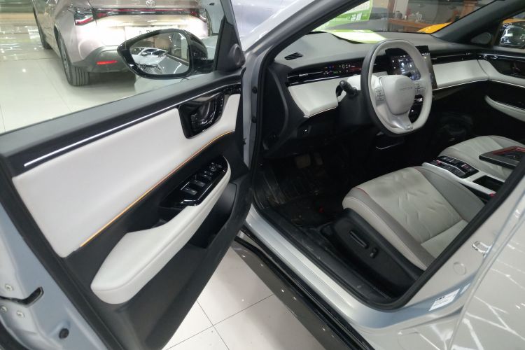 Honda e:NS2 2024 car image #13