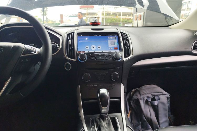 Ford Edge 2018 #13 Ford Edge 2018 car image #13