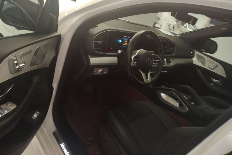 Mercedes-Benz GLE Coupe 2020 #13 Mercedes-Benz GLE Coupe 2020 car image #13