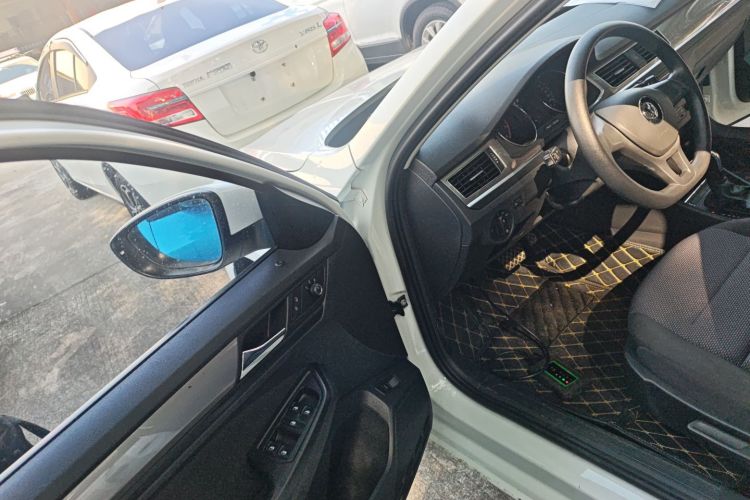 Volkswagen Bora 2020 car image #13