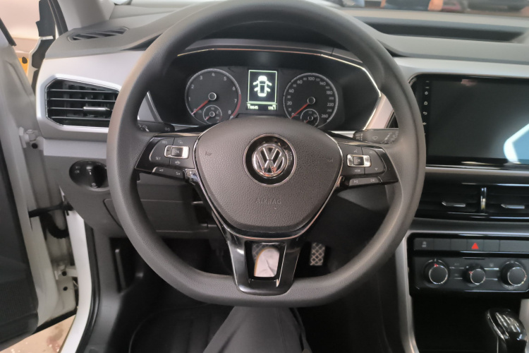 Volkswagen T-Cross 2019 car image #13