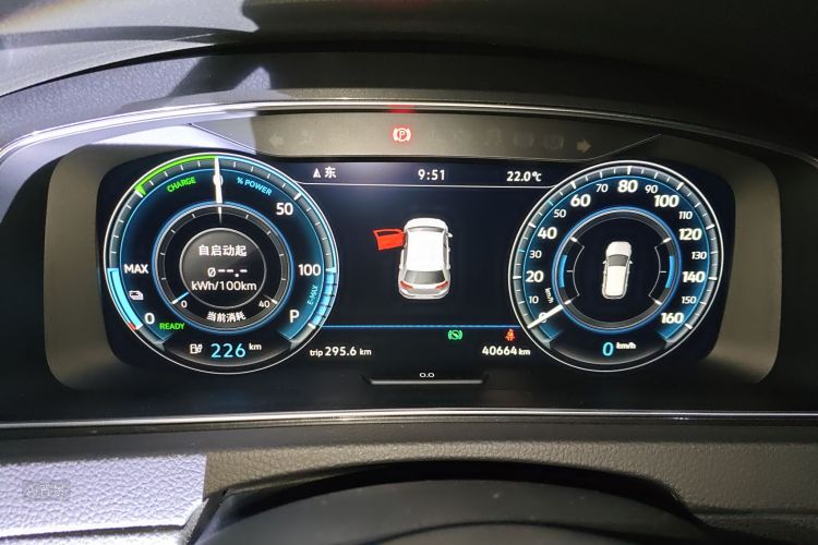 Volkswagen Golf New Energy (Imported) 2019 صورة سيارة #13