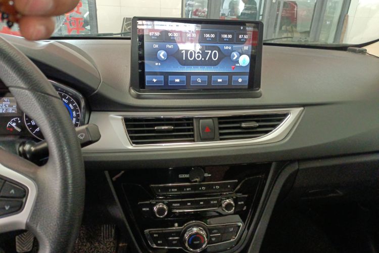 Changan Alsvin V7 2017 #13 Changan Alsvin V7 2017 car image #13