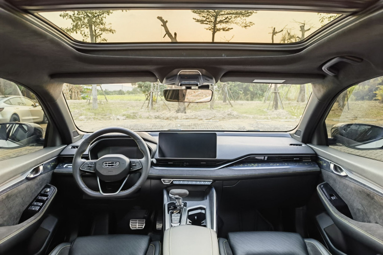 Preface 2022 car image #13