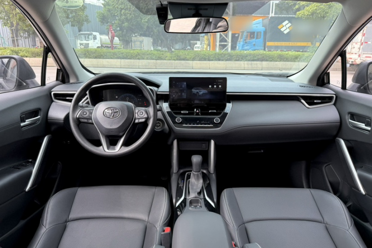 Toyota Frontlander 2023 #13 Toyota Frontlander 2023 immagine di auto #13