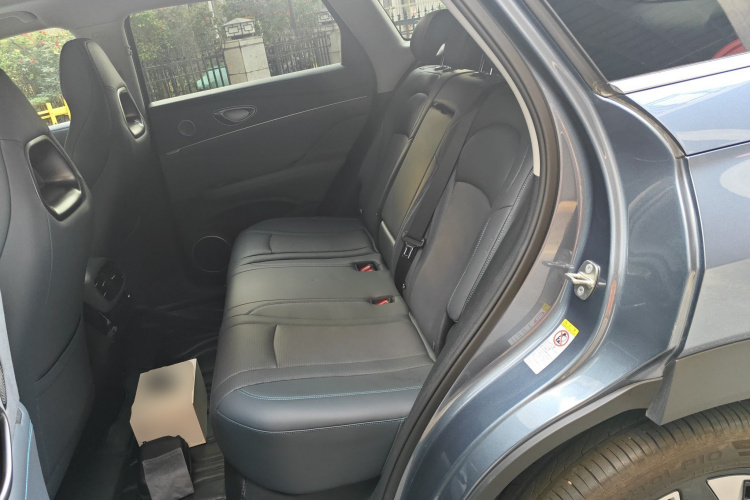 BYD Sea Lion 07 DM-i 2025 car image #13