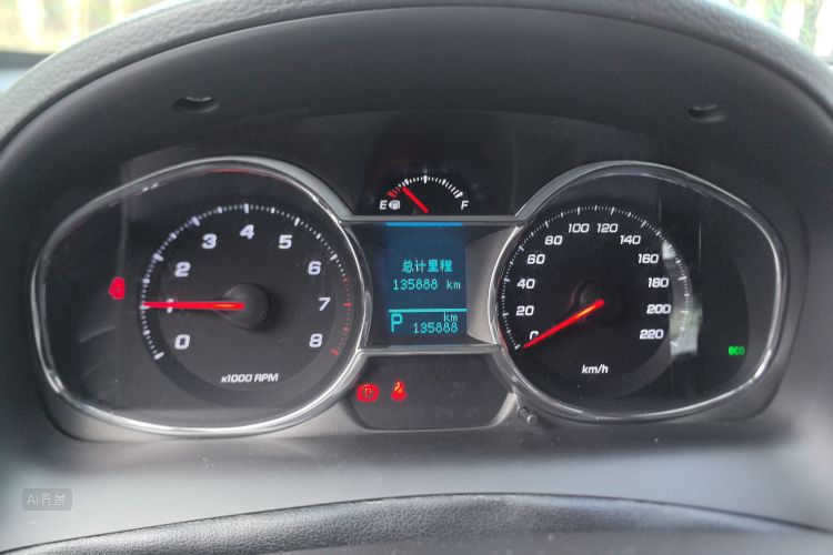 Chevrolet Captiva 2015 car image #13