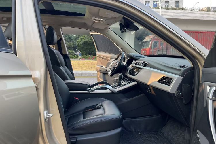 GEELY Boyue 2016 #13 GEELY Boyue 2016 car image #13