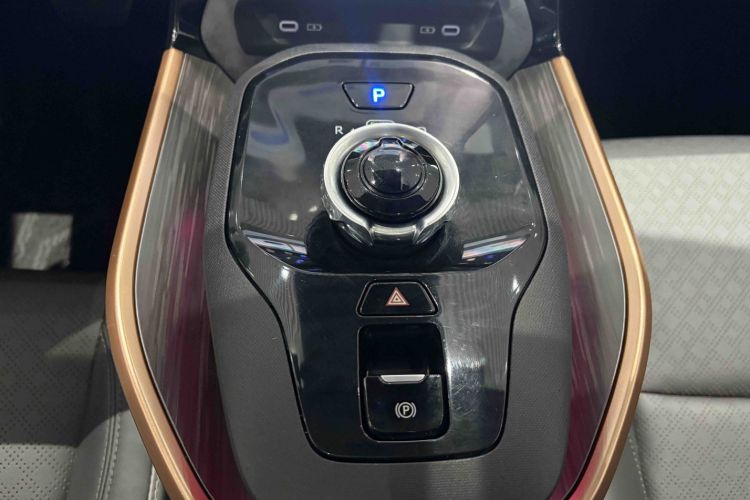 Toyota bZ3 2023 #13 Toyota bZ3 2023 immagine di auto #13