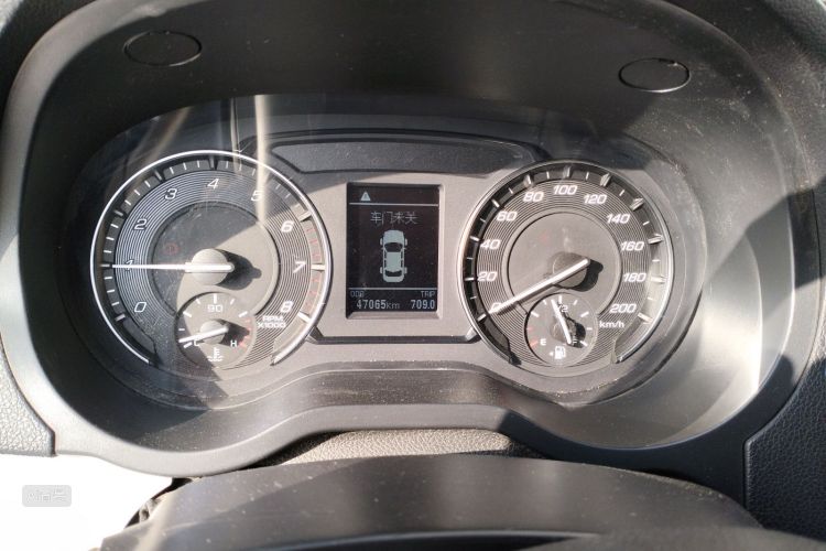 Great Wall C30 2015 #13 Great Wall C30 2015 car image #13