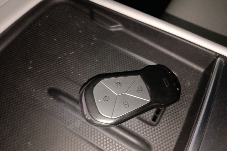 Xpeng G6 2024 immagine di auto #13