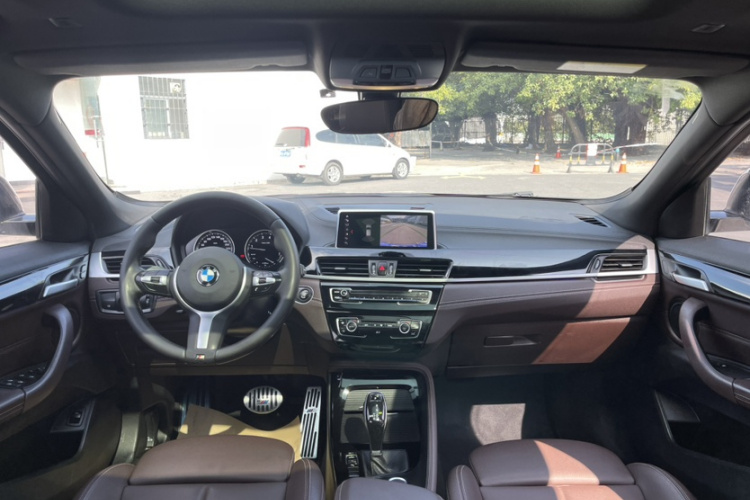 BMW X2 2020 immagine di auto #13