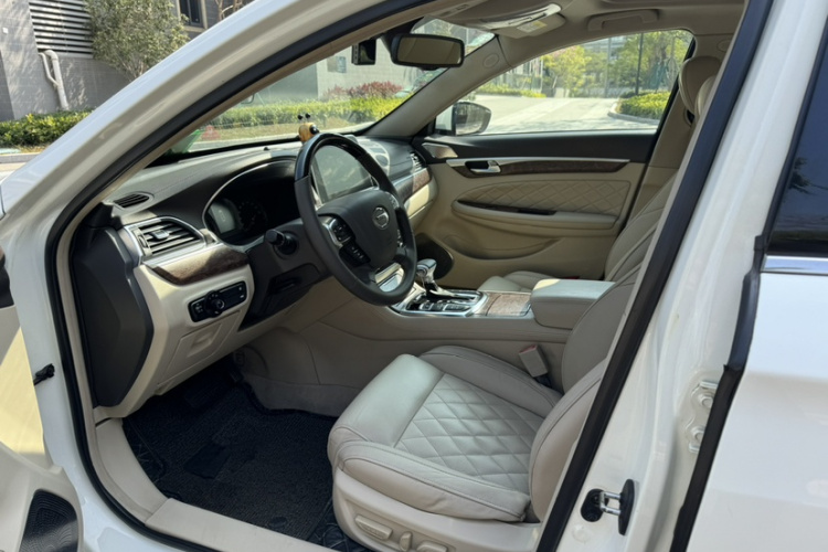 GAC Trumpchi GA8 2018 #13 GAC Trumpchi GA8 2018 car image #13